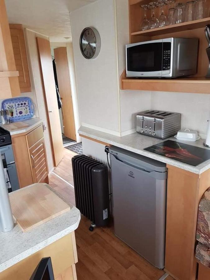 I 10 Caravan 4 Berth Chase Caravan Park Ingoldmells Exterior foto